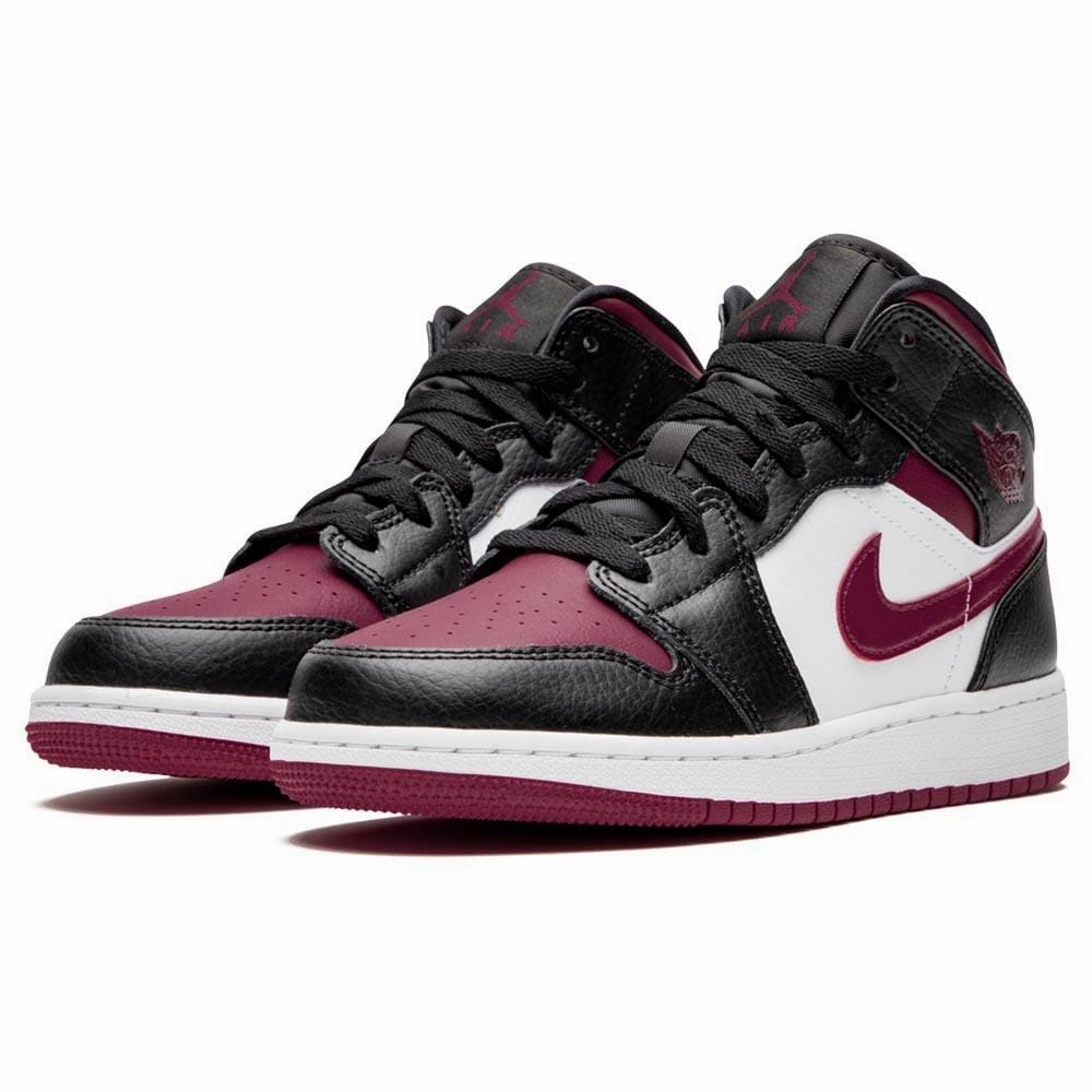 Air Jordan 1 Mid GS 'Black Noble Red' Air Jordan 1 vintage style sneakers