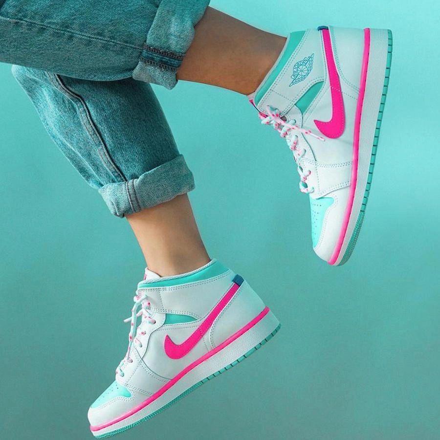 Air Jordan 1 Mid GS 'Digital Pink' Air Jordan 1 vintage style sneakers