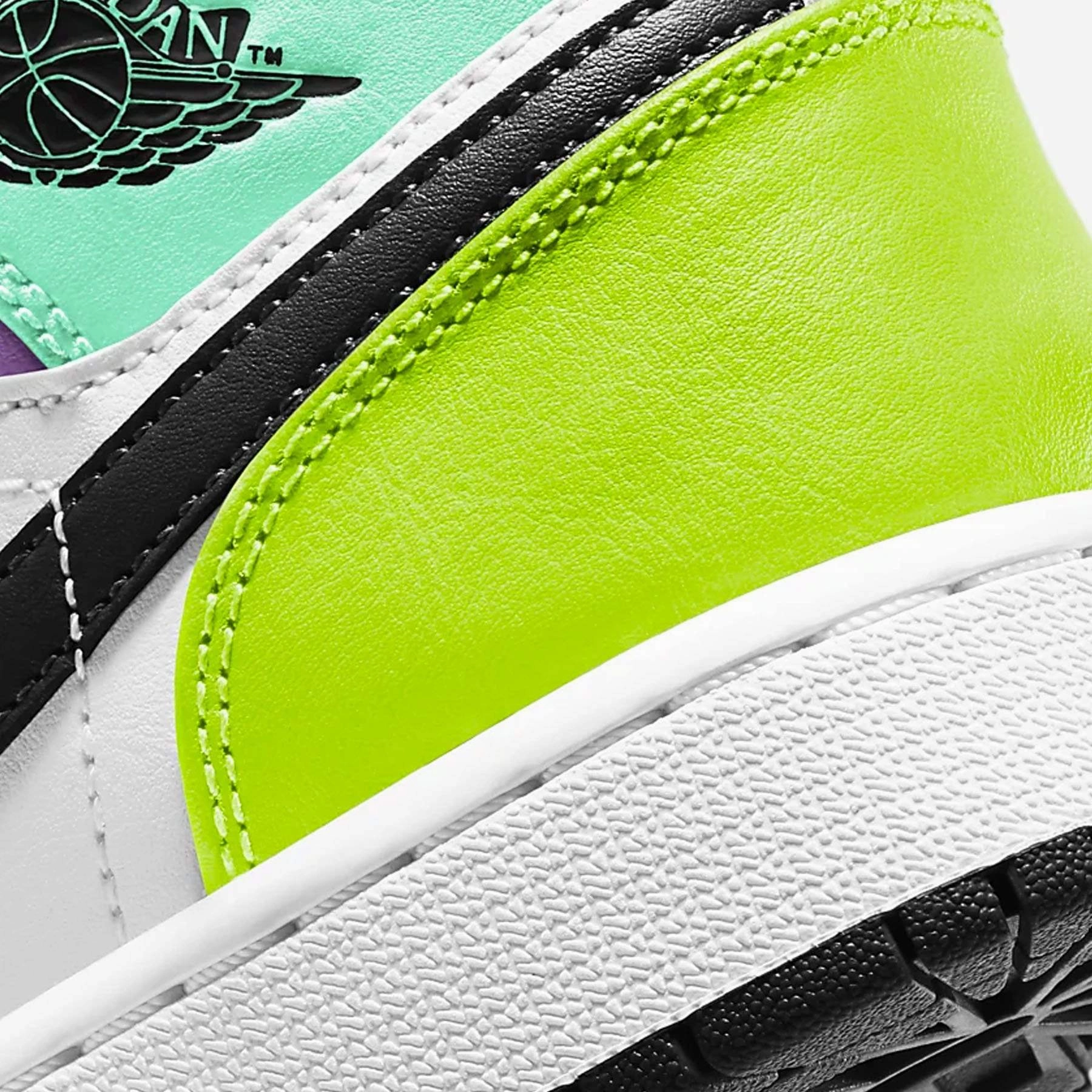 Air Jordan 1 Mid GS 'Pastel' Air Jordan 1 vintage style sneakers