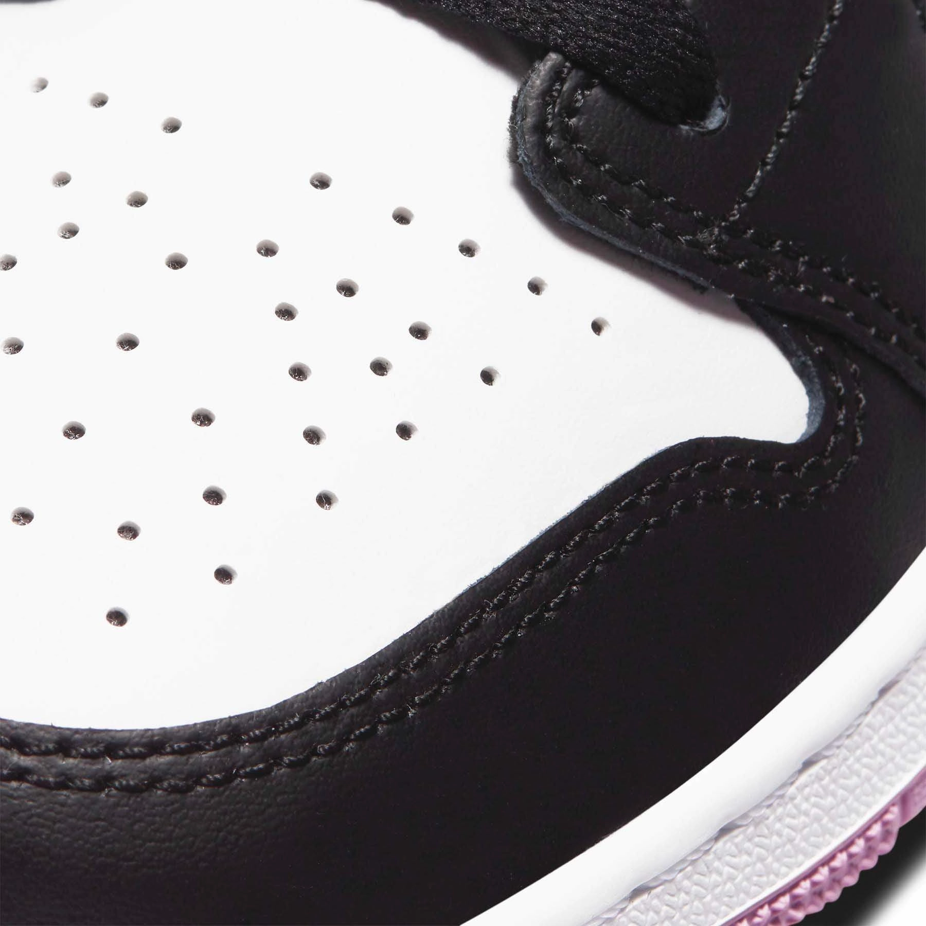 Air Jordan 1 Mid GS 'White Light Arctic Pink' Air Jordan 1 vintage style sneakers