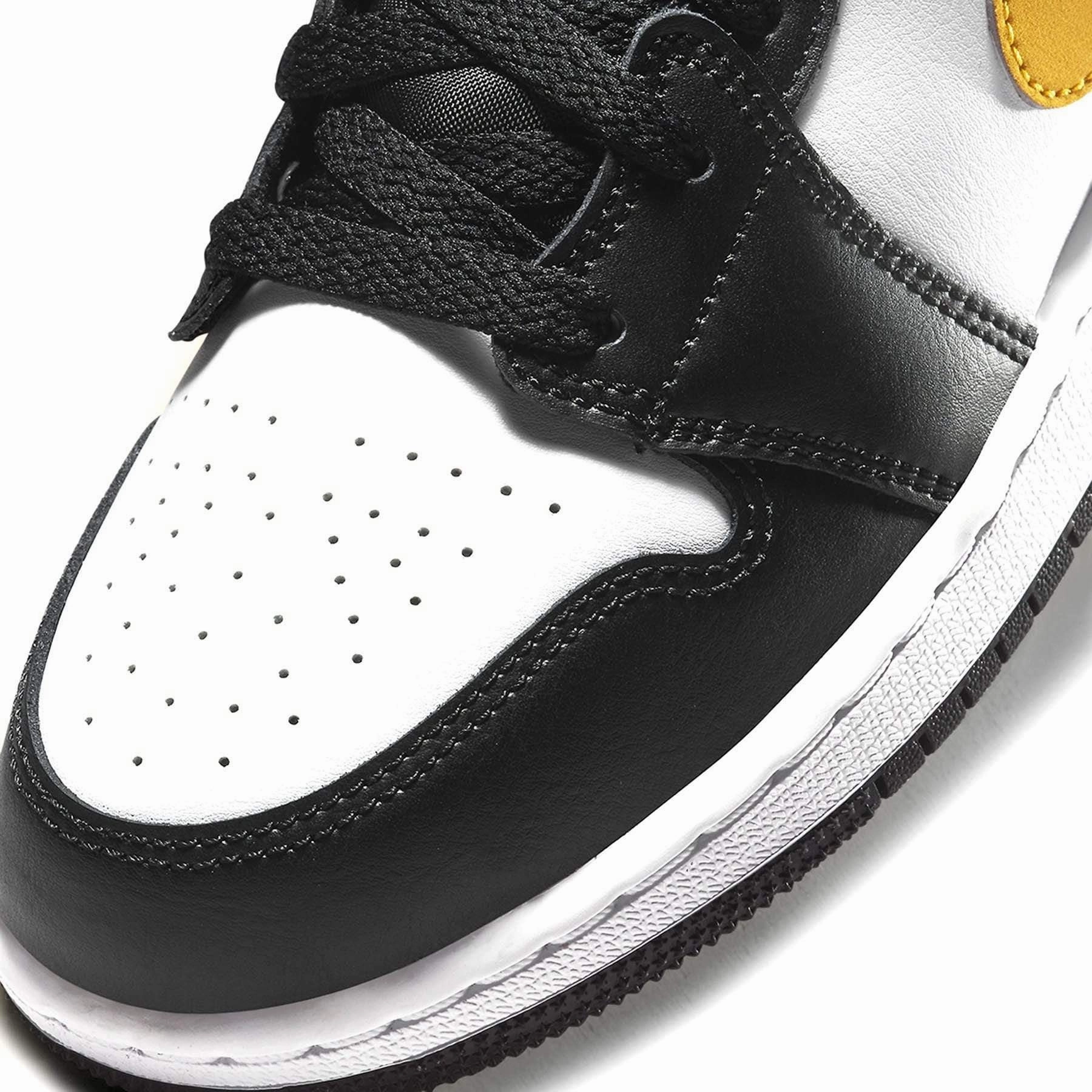 Air Jordan 1 Mid GS 'White Pollen Black' Air Jordan 1 vintage style sneakers