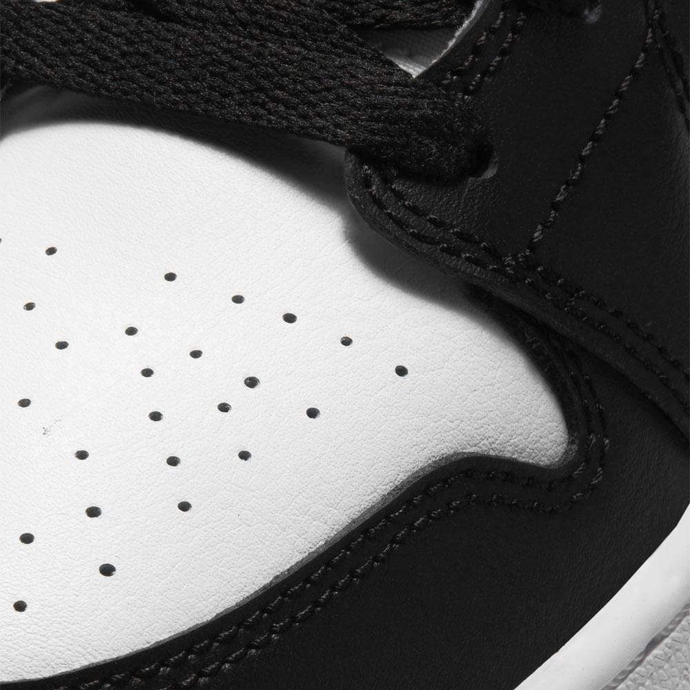 Air Jordan 1 Mid GS 'White Shadow' Air Jordan 1 vintage style sneakers