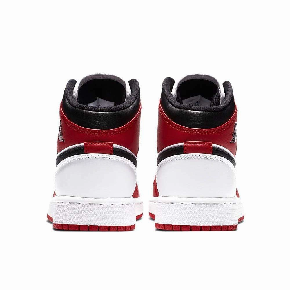 Air Jordan 1 Mid GS Chicago Air Jordan 1 vintage style sneakers