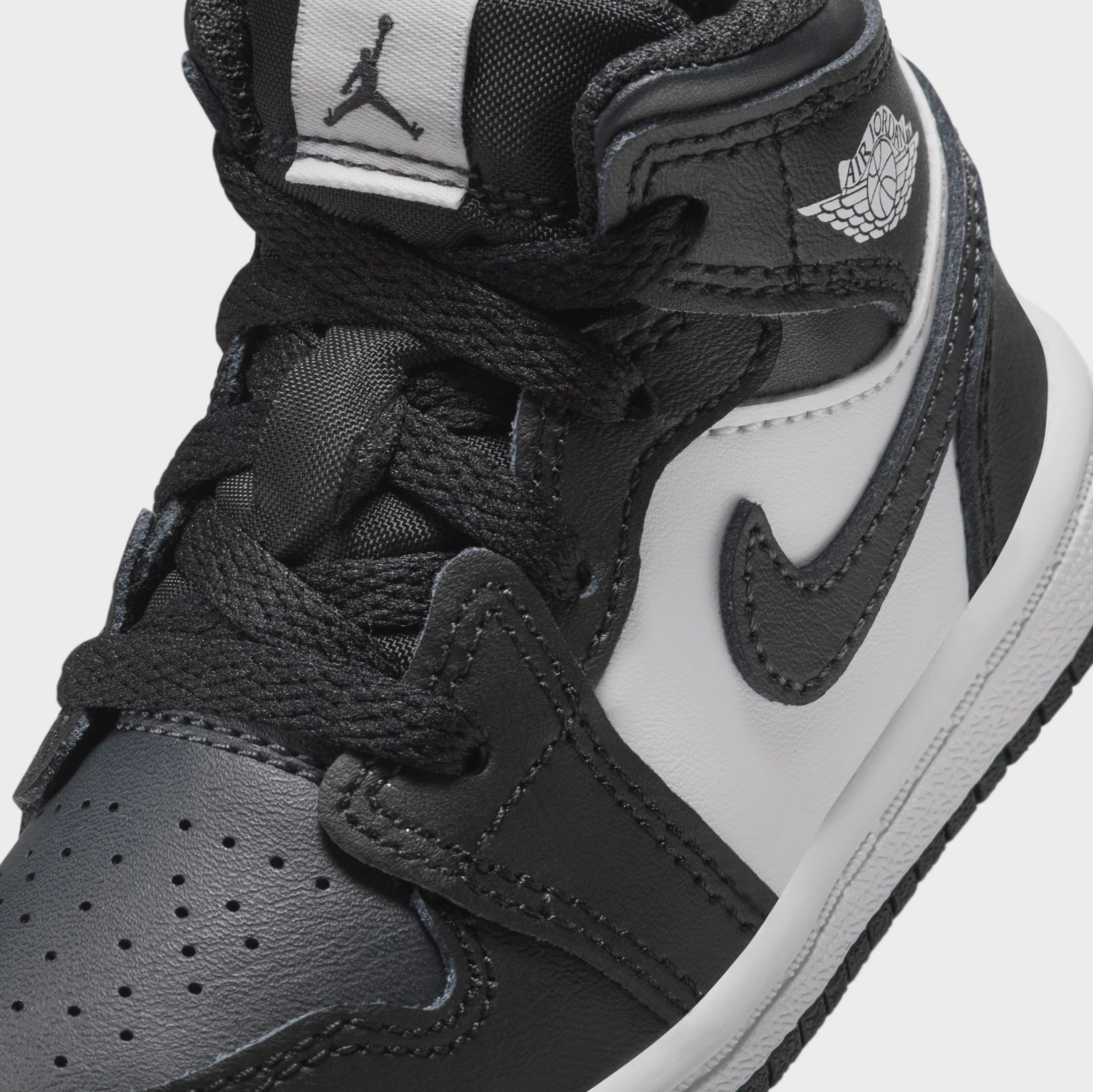 Air Jordan 1 Mid Infant Todldler Lifestyle Shoes (Black/Off Noir/Summit White) Air Jordan 1 original design shoes