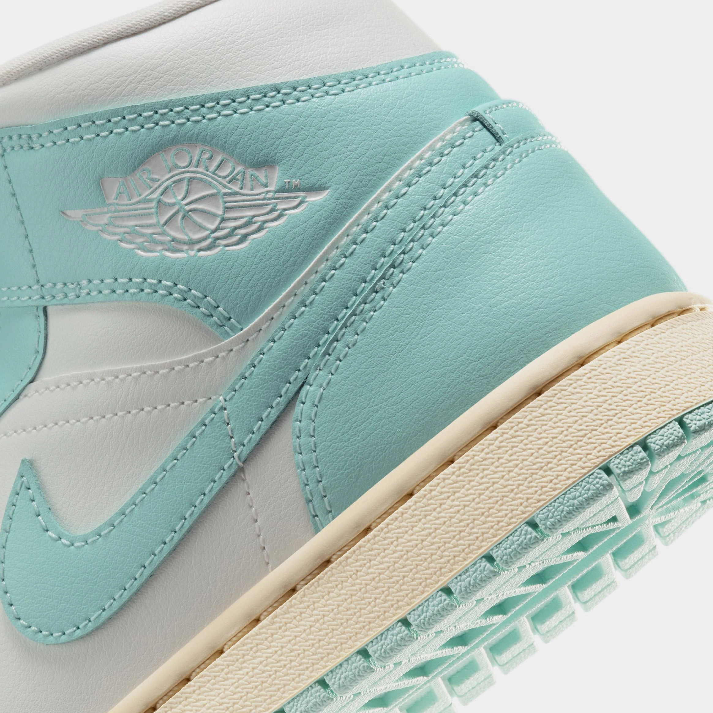 Air Jordan 1 Mid Light Dew Womens Basketball Shoes (Sail/Light Dew/Muslin) Air Jordan 1 original design shoes
