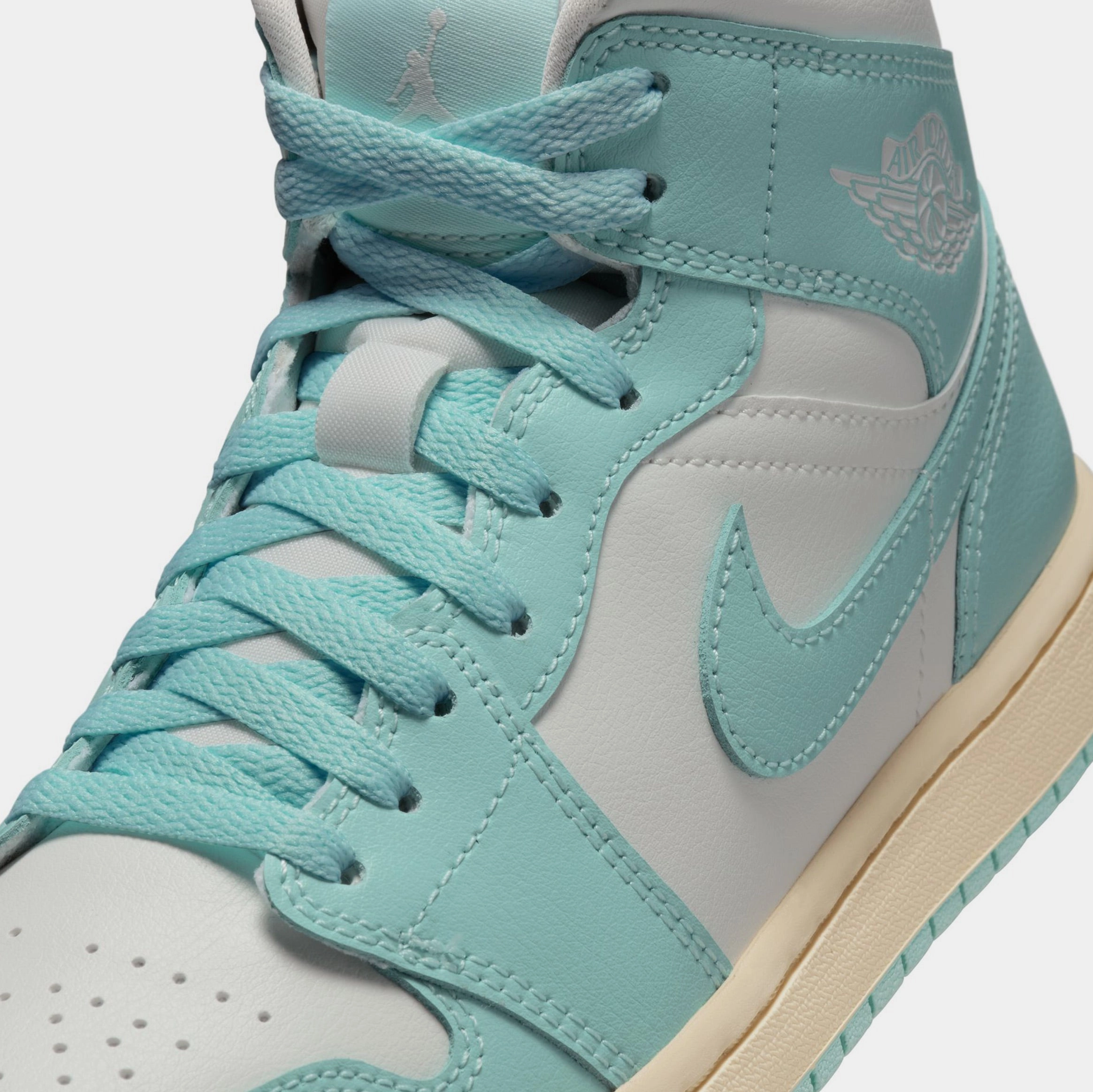 Air Jordan 1 Mid Light Dew Womens Basketball Shoes (Sail/Light Dew/Muslin) Air Jordan 1 original design shoes