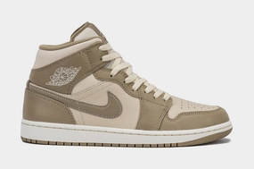 Air Jordan 1 Mid Mens Lifestyle Shoes (Legend Brown/Khaki Phantom) Air Jordan 1 classic shoes for streetwear looks