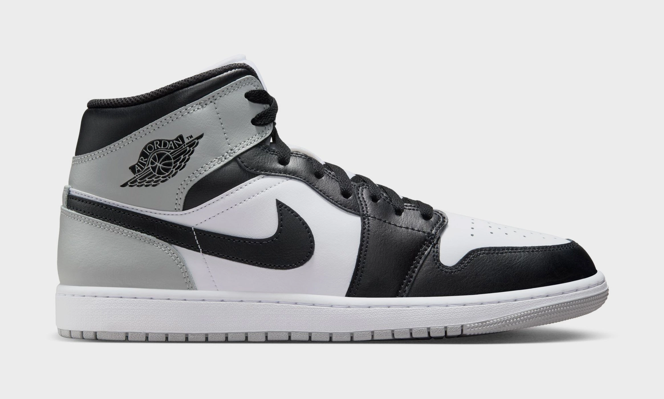Air Jordan 1 Mid Mens Lifestyle Shoes (White/Light Smoke Grey/Black) Air Jordan 1 classic shoes for streetwear looks