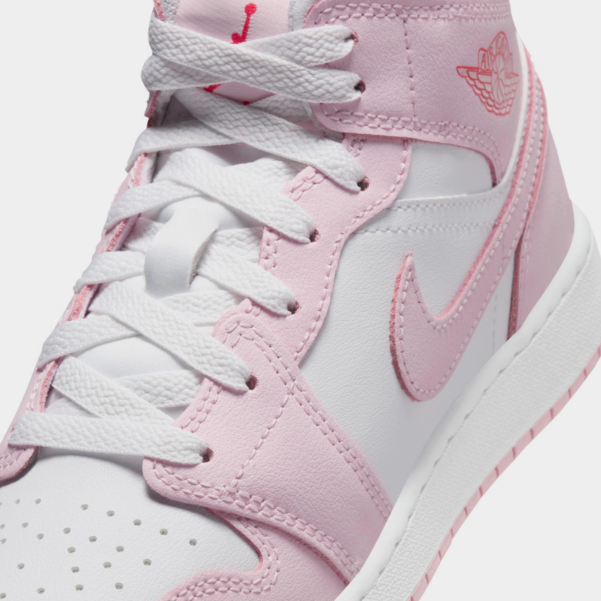 Air Jordan 1 Mid Pink Foam Grade School Lifestyle Shoes (Pink Foam/White/Fire Red) Air Jordan 1 original design shoes