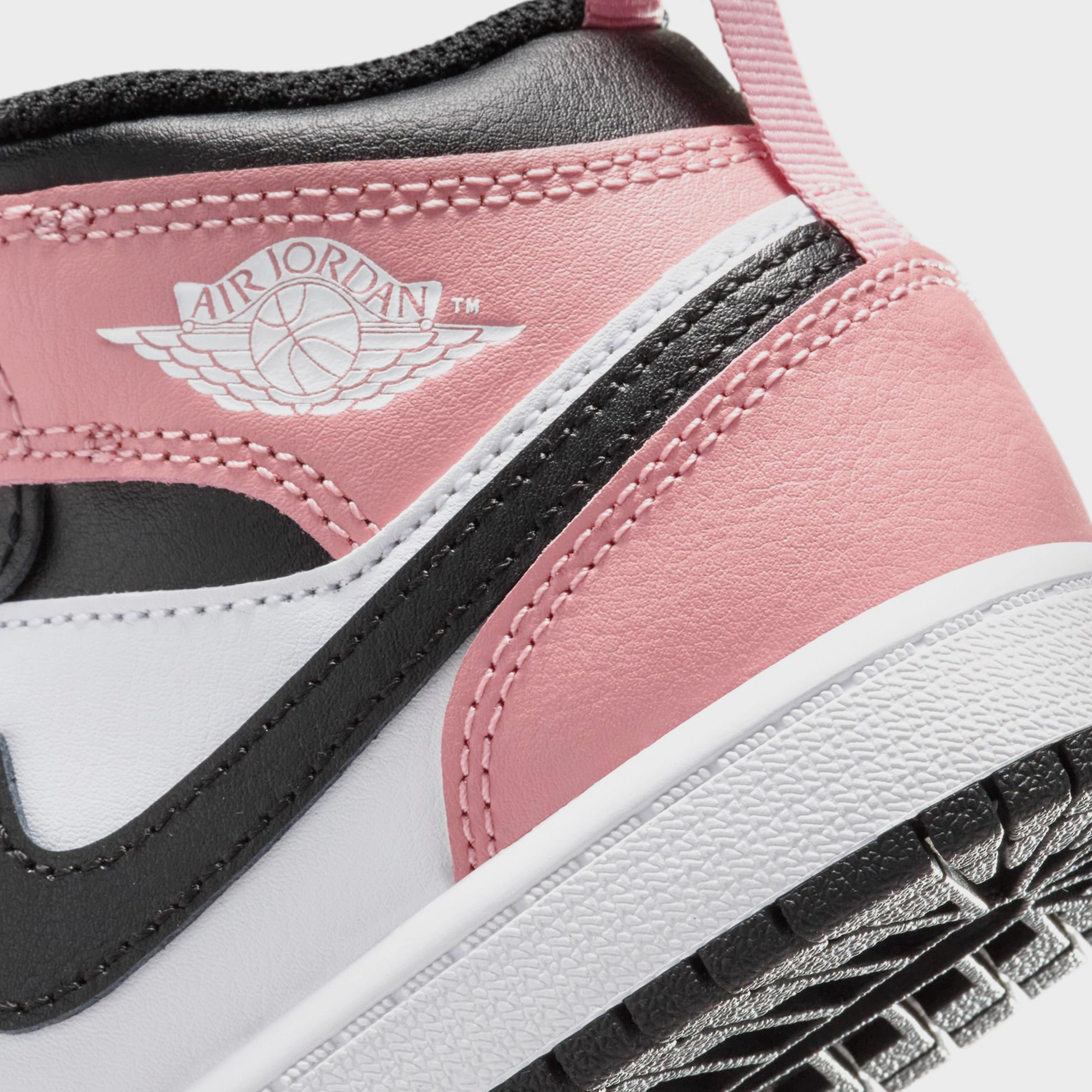 Air Jordan 1 Mid Preschool Lifestyle Shoes (White/Black/Rust Pink) Air Jordan 1 original design shoes