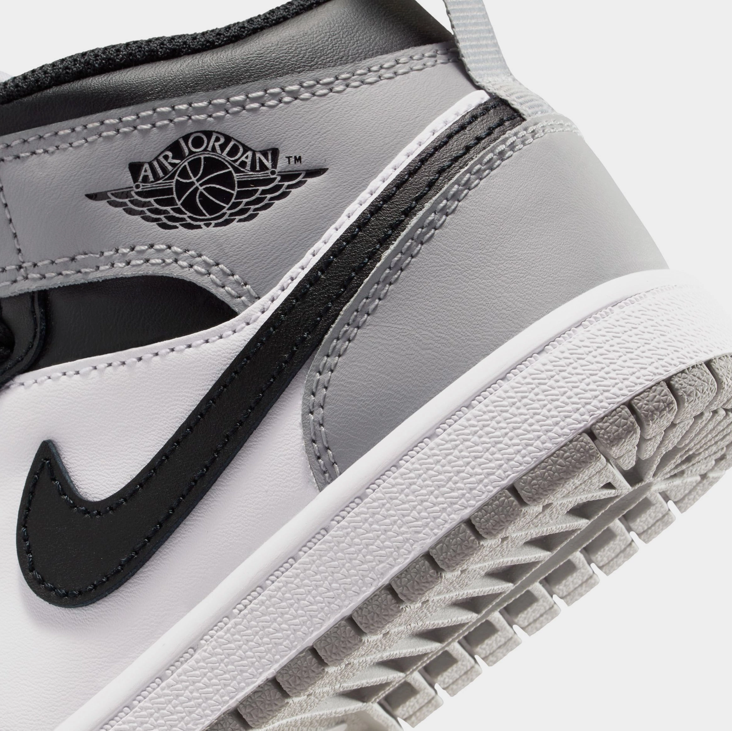 Air Jordan 1 Mid Preschool Lifestyle Shoes (White/Light Smoke Grey/Black) Air Jordan 1 original design shoes