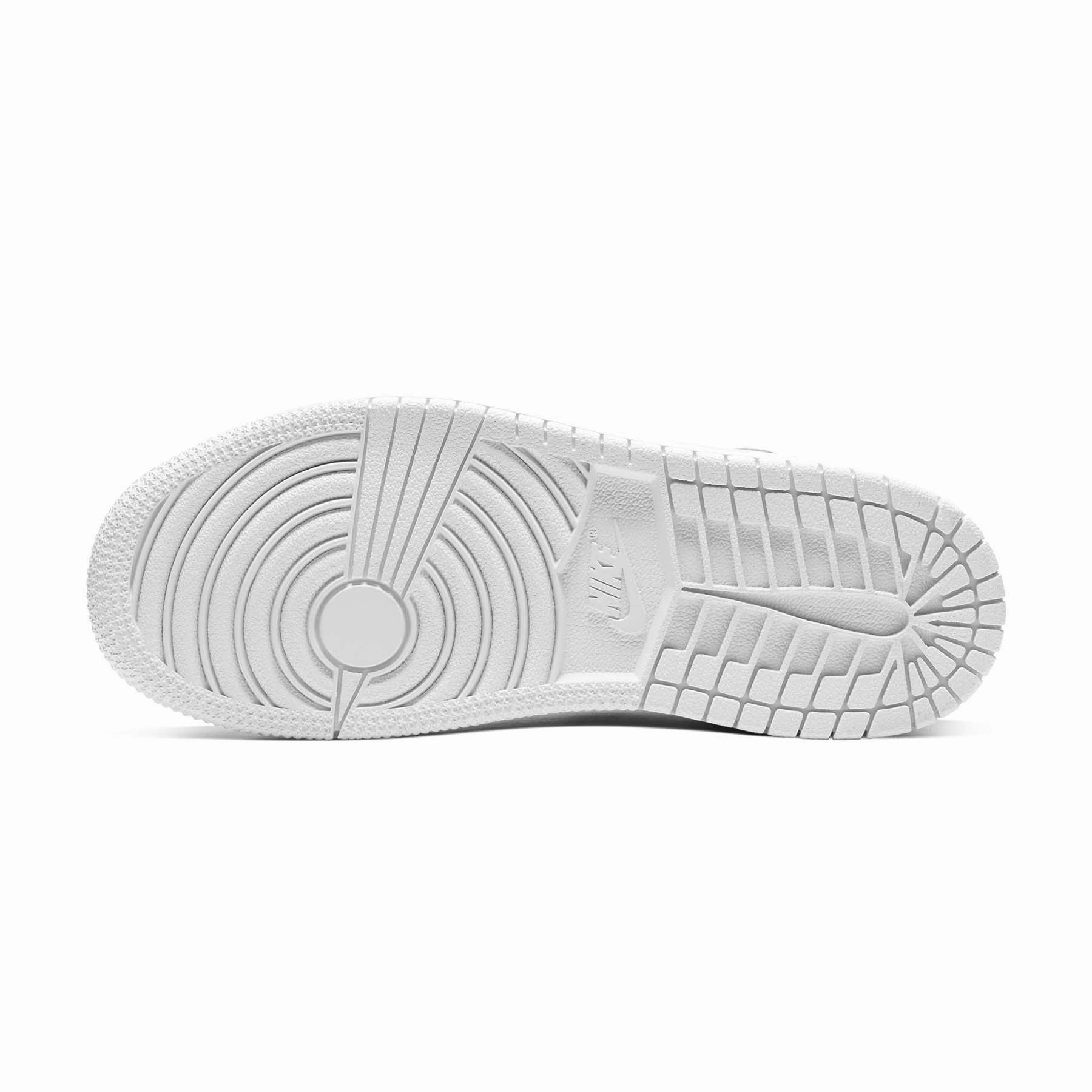 Air Jordan 1 Mid PS Triple White Air Jordan 1 vintage style sneakers