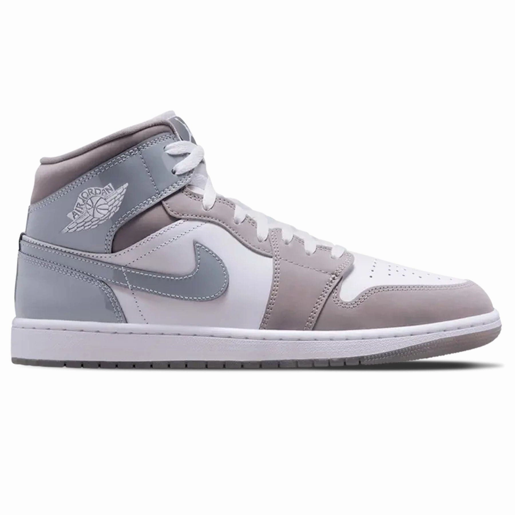 Air Jordan 1 Mid SE 'Patent Cool Grey' Air Jordan 1 classic sneakers