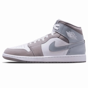 Air Jordan 1 Mid SE 'Patent Cool Grey' Air Jordan 1 sneakers with heritage court style