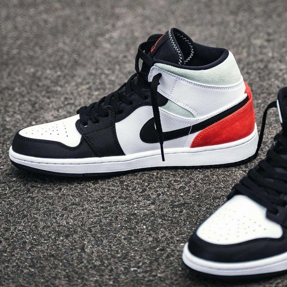 Air Jordan 1 Mid SE 'Union Black Toe' Air Jordan 1 vintage style sneakers