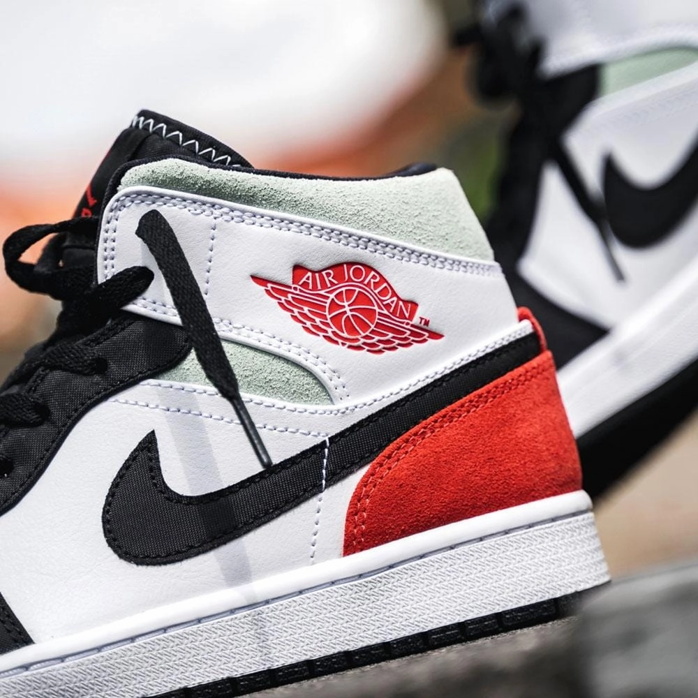 Air Jordan 1 Mid SE 'Union Black Toe' Air Jordan 1 vintage style sneakers