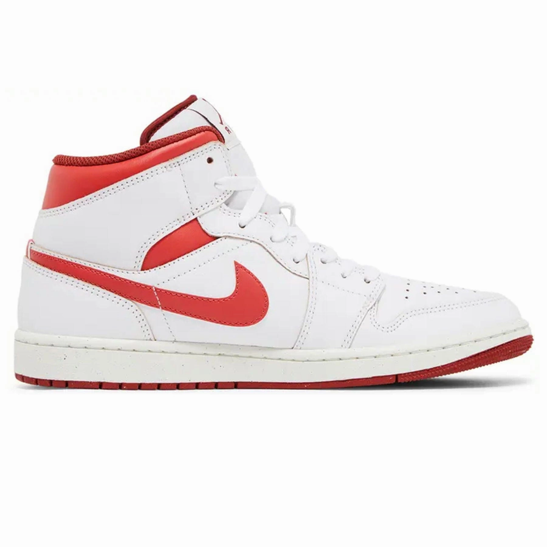Air Jordan 1 Mid SE 'White Dune Red' Air Jordan 1 Mid streetwear shoes
