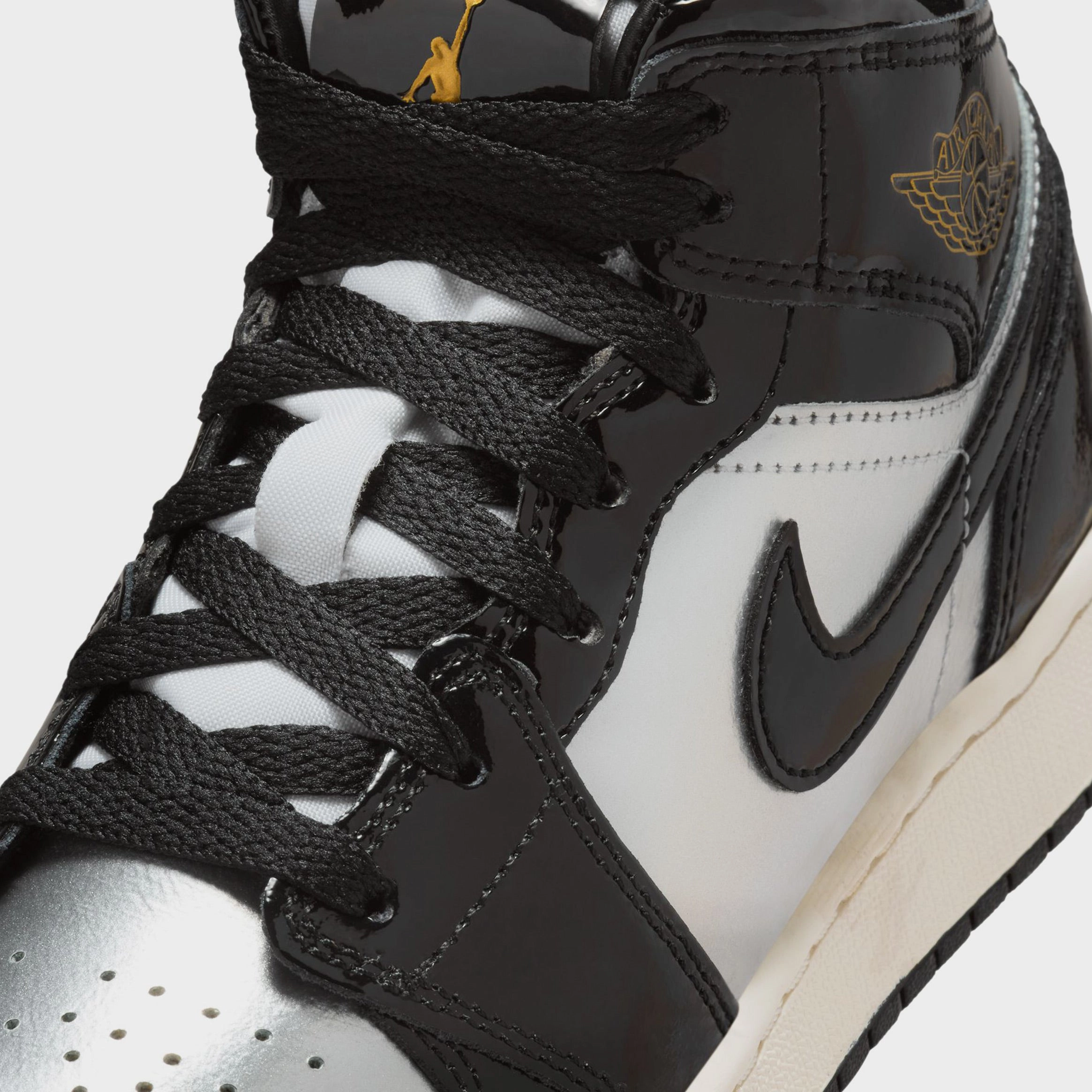 Air Jordan 1 Mid SE Grade School Lifestyle Shoes (Black/Metallic Gold/Metallic Silver/Sail/Pure Platinum) Air Jordan 1 original design shoes