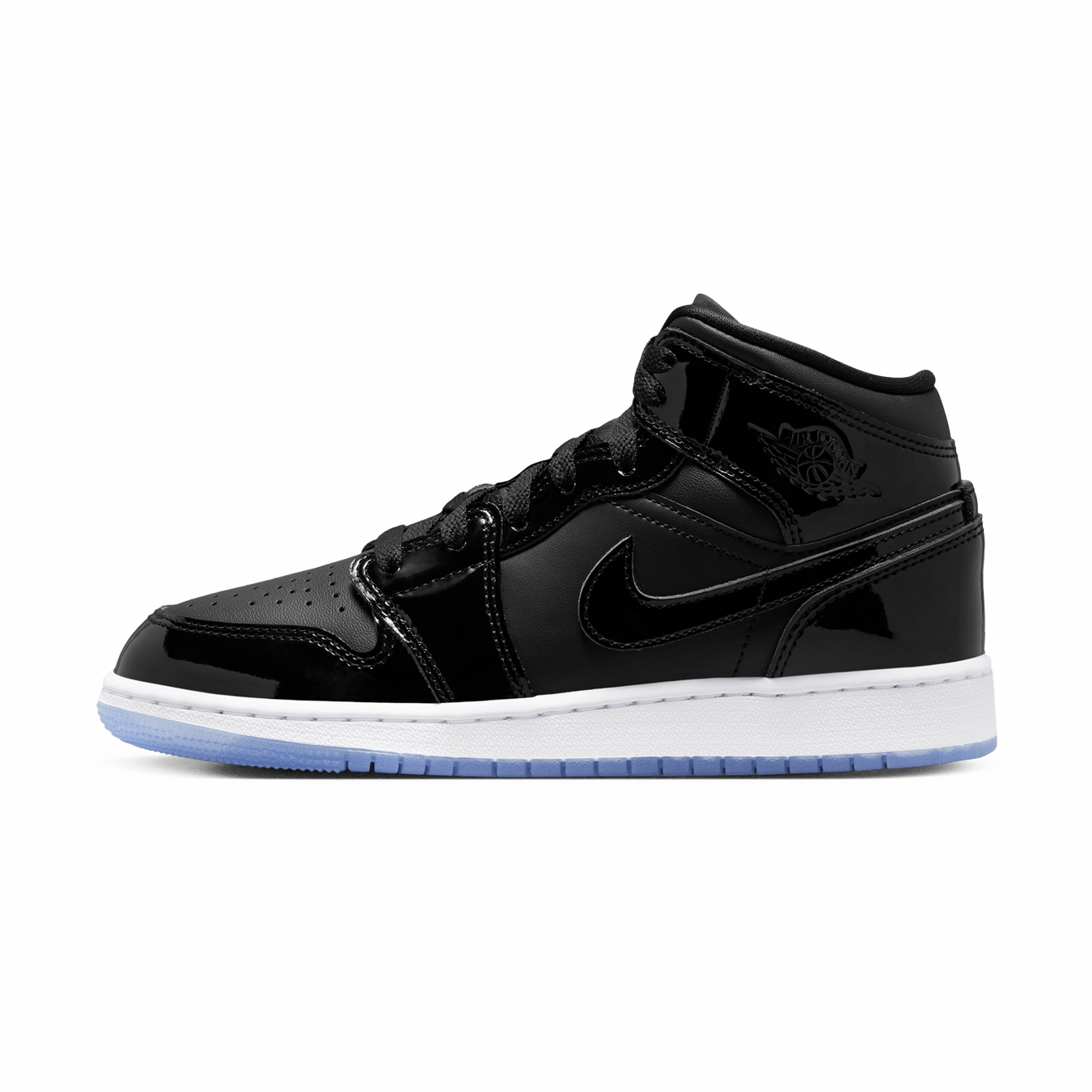 Air Jordan 1 Mid SE GS 'Space Jam' Air Jordan 1 timeless sneakers for Jordan fans