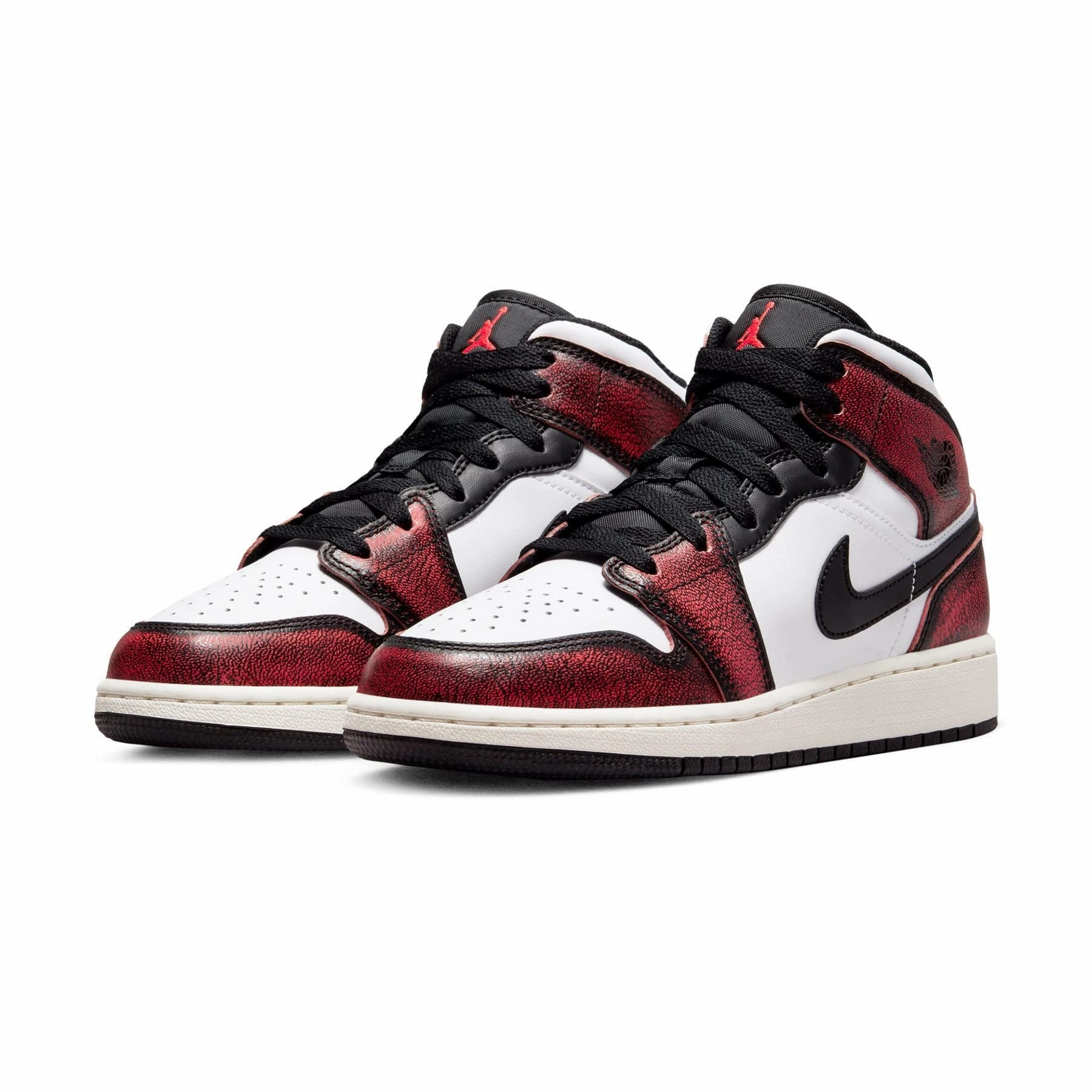 Air Jordan 1 Mid SE GS 'Wear-Away' Air Jordan 1 classic sneakers