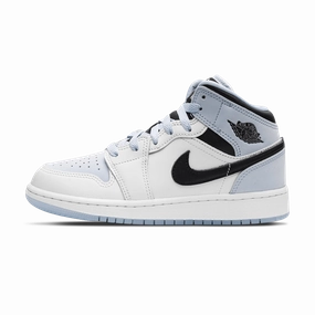 Air Jordan 1 Mid SE GS 'White Ice Blue' Air Jordan 1 timeless sneakers for Jordan fans
