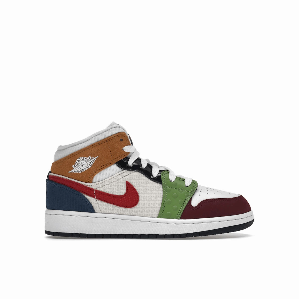 Air Jordan 1 Mid SE Messy Room Air Jordan 1 Mid sneakers with bold retro vibes