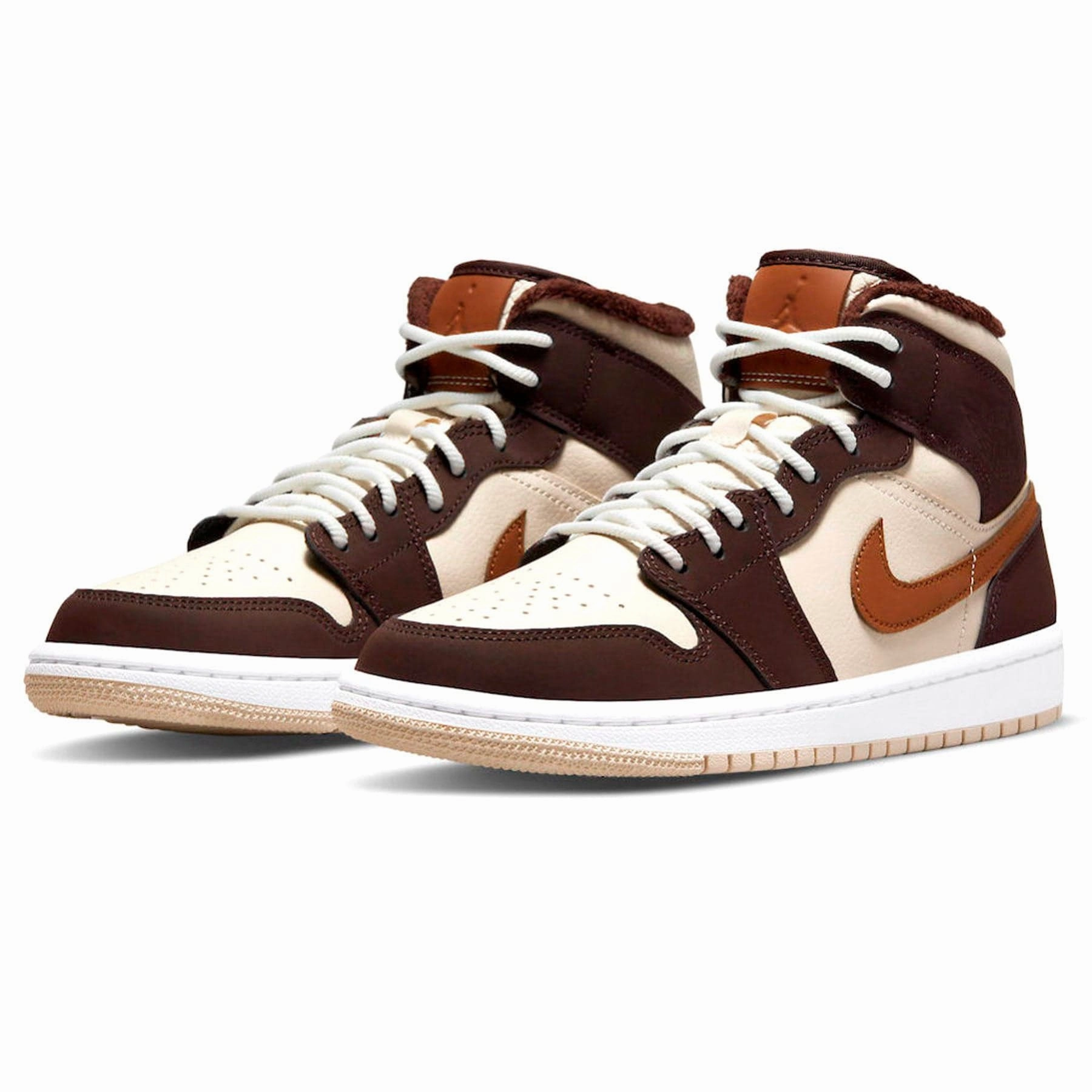 Air Jordan 1 Mid SE Wmns 'Cream Dark Chocolate' Air Jordan 1 classic sneakers