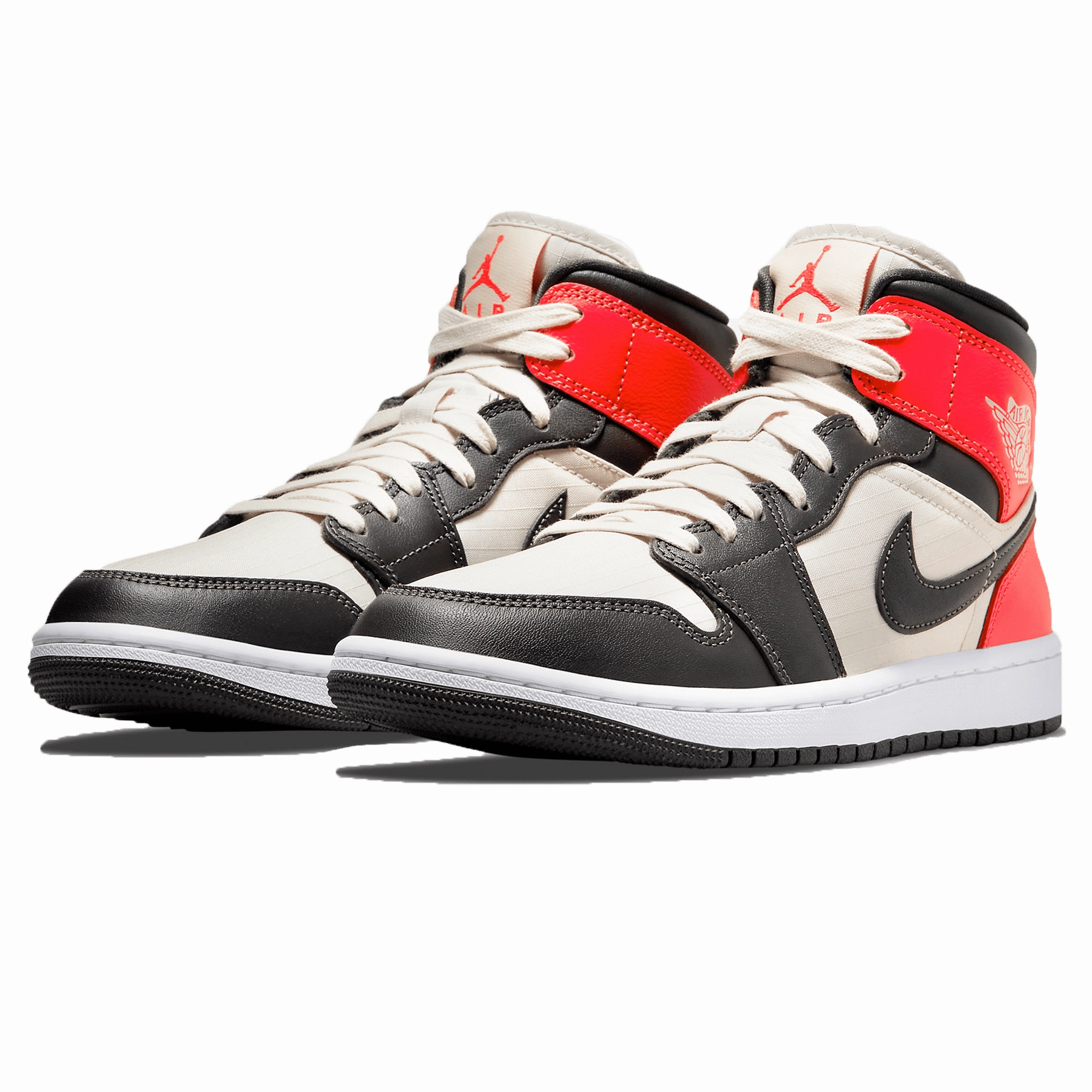 Air Jordan 1 Mid SE Wmns 'Newsprint' Air Jordan 1 vintage style sneakers