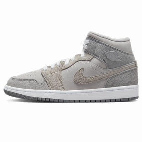 Air Jordan 1 Mid SE Wmns 'Particle Grey' Air Jordan 1 timeless sneakers for Jordan fans