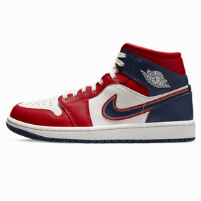 Air Jordan 1 Mid SE Wmns 'USA' 2022 Air Jordan 1 sneakers with heritage court style