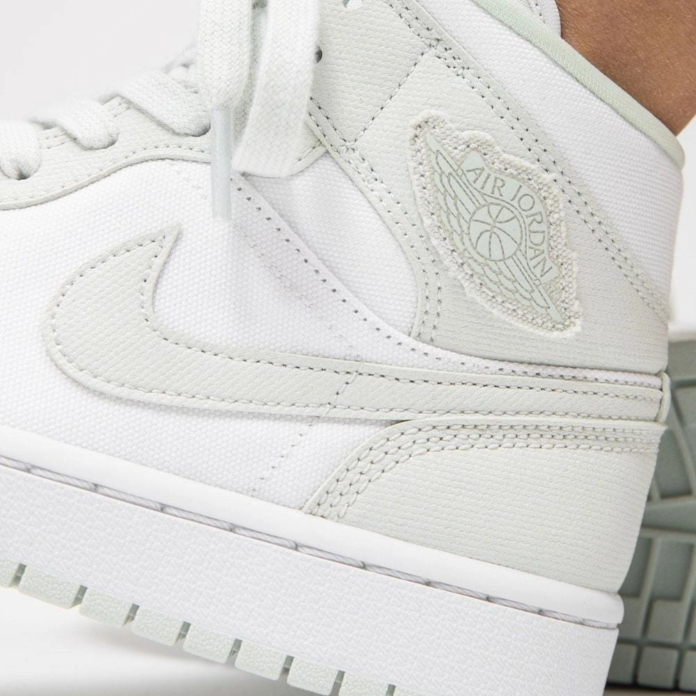 Air Jordan 1 Mid Spruce Aura (W) Air Jordan 1 Mid streetwear shoes
