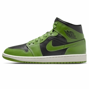 Air Jordan 1 Mid Wmns 'Altitude Green' Air Jordan 1 sneakers with heritage court style