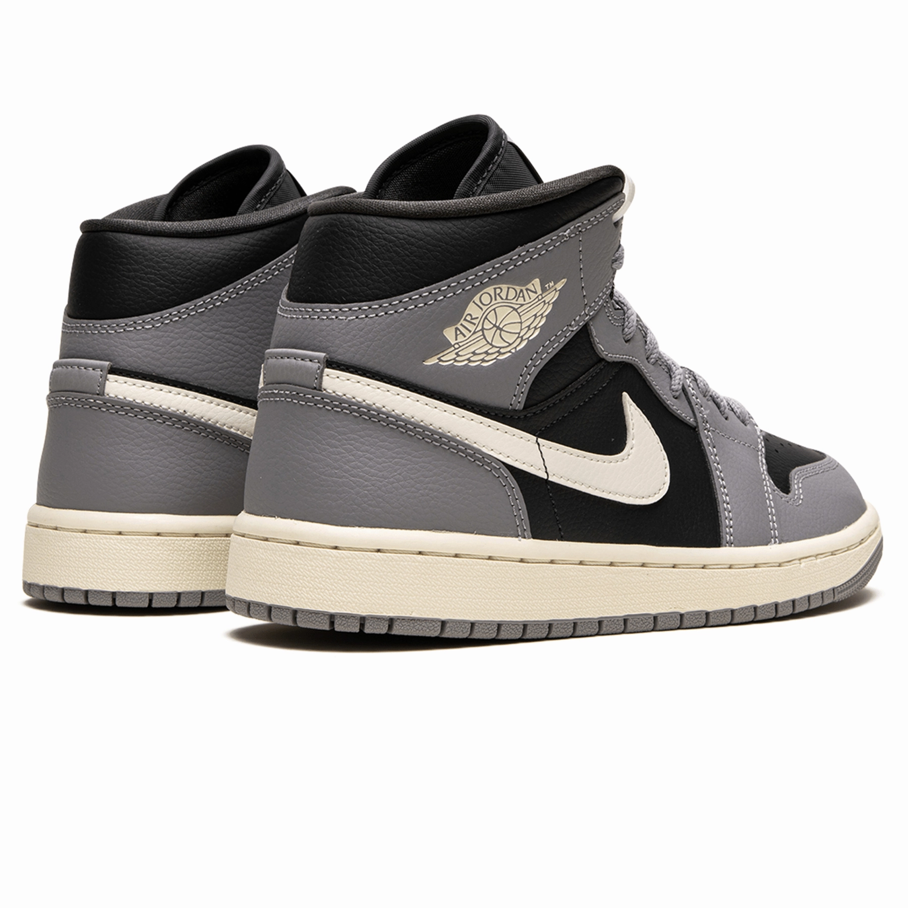 Air Jordan 1 Mid Wmns 'Cement Grey' Air Jordan 1 vintage style sneakers