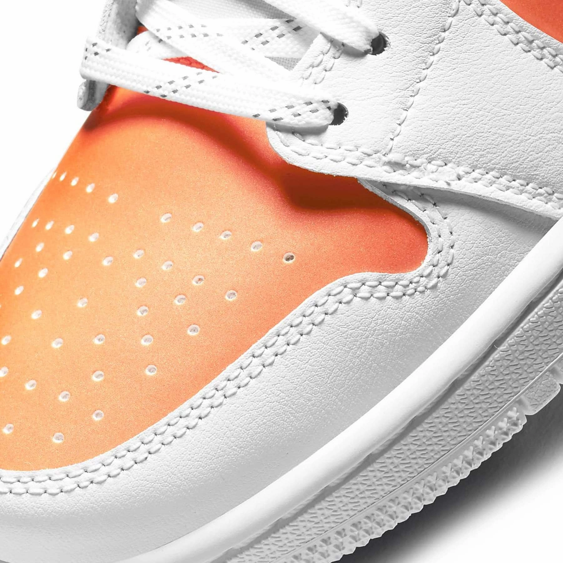 Air Jordan 1 Mid Wmns SE 'Bright Citrus' Air Jordan 1 Mid streetwear shoes