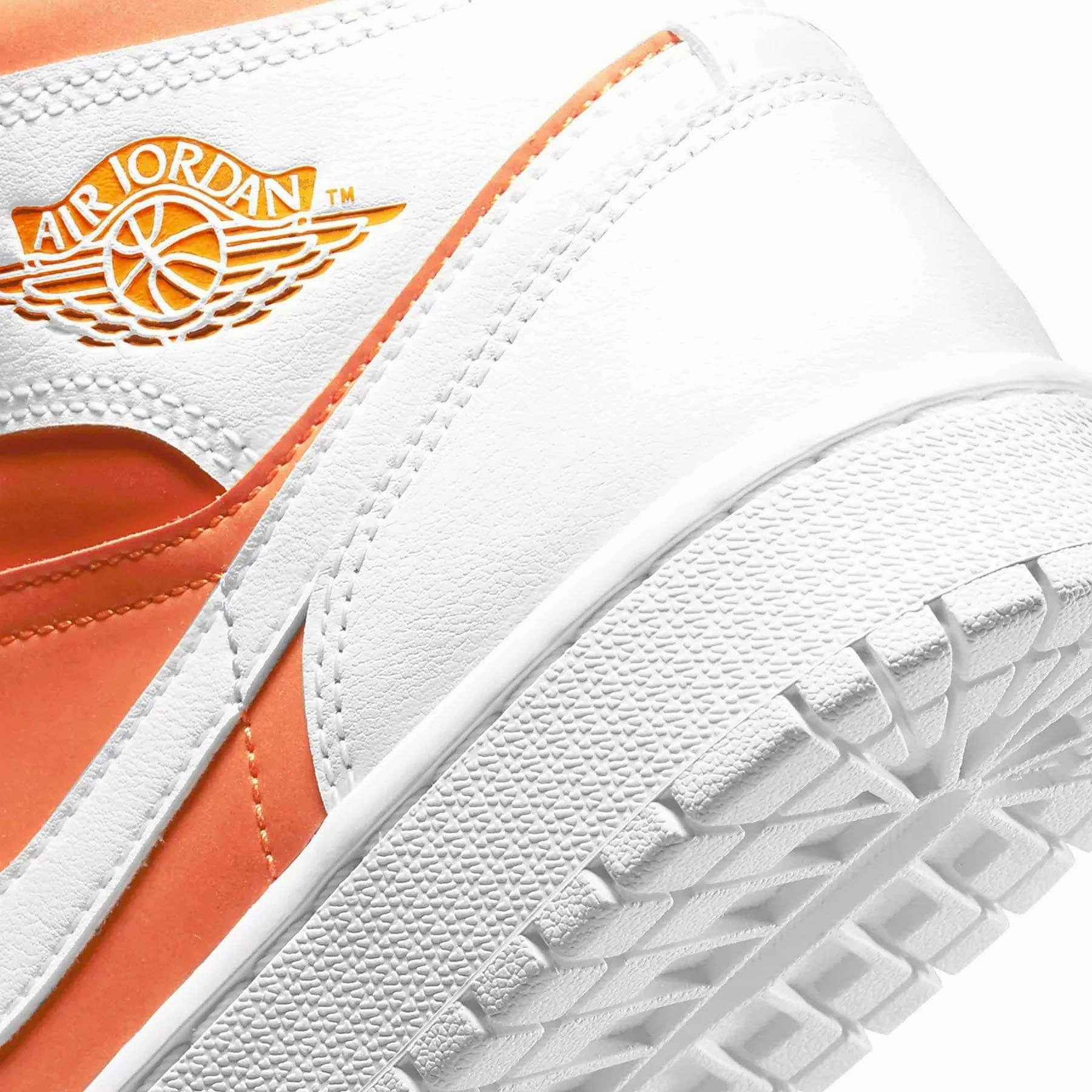 Air Jordan 1 Mid Wmns SE 'Bright Citrus' Air Jordan 1 Mid streetwear shoes