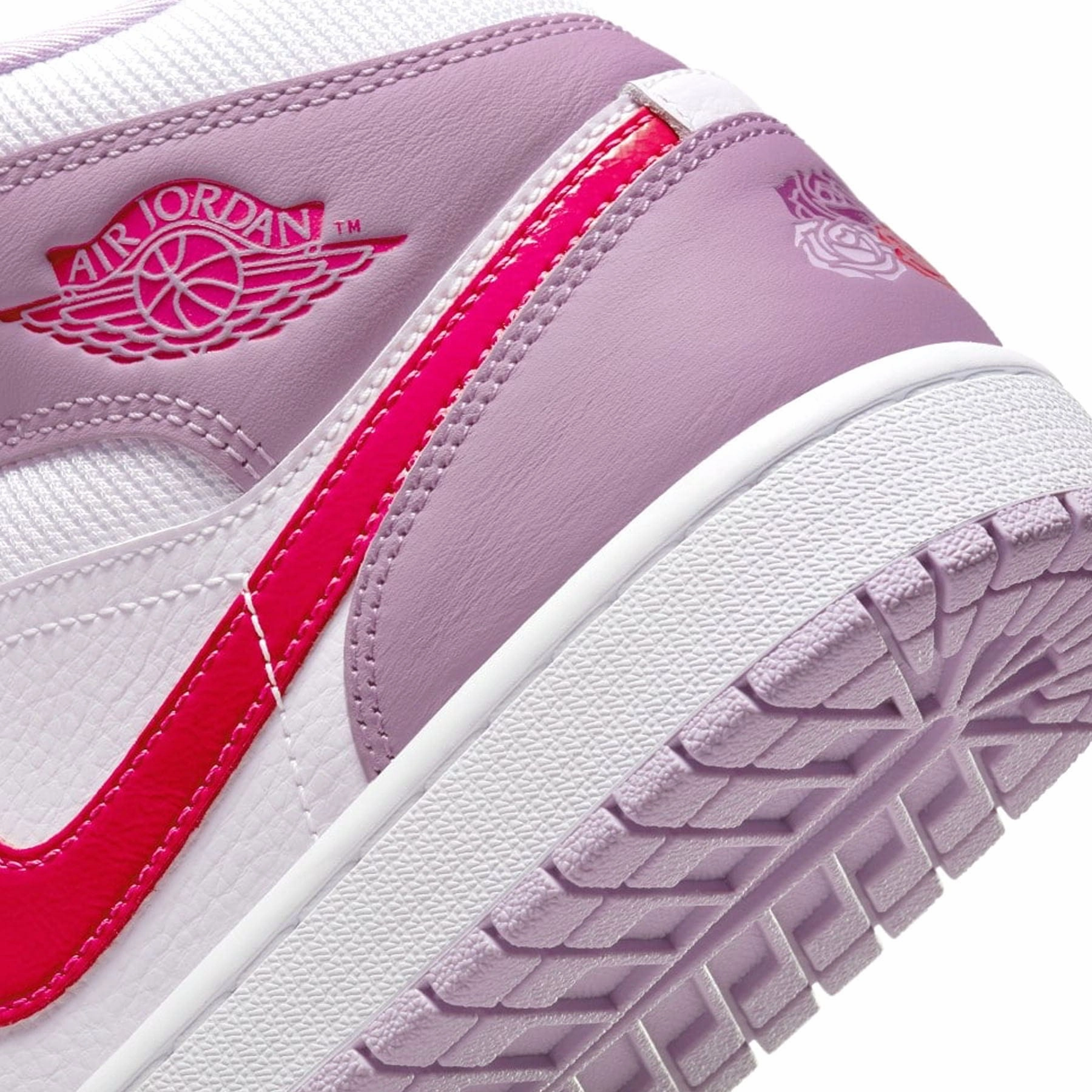 Air Jordan 1 Mid Wmns Valentine's Day Air Jordan 1 Mid streetwear shoes