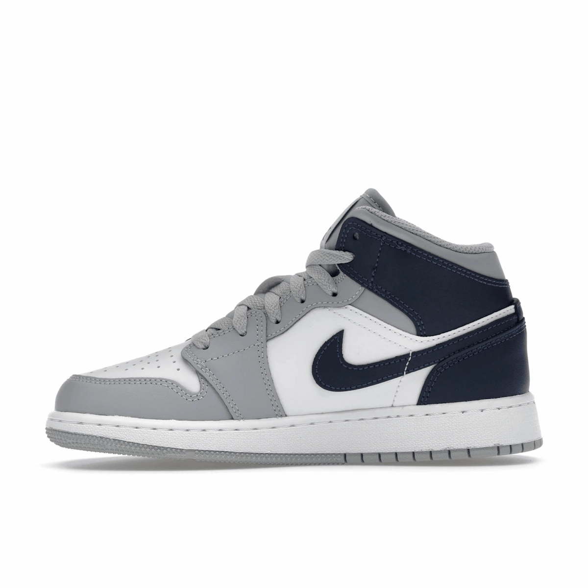 Air Jordan 1 Mid Wolf Gray Midnight Navy Air Jordan 1 Mid retro sneakers