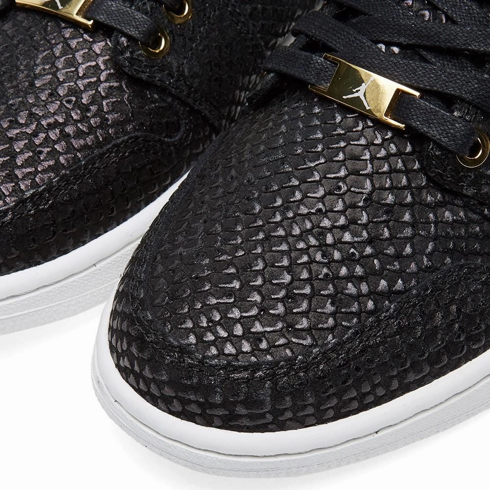 Air Jordan 1 Pinnacle 'Black & Metallic Gold' Air Jordan 1 High OG shoes