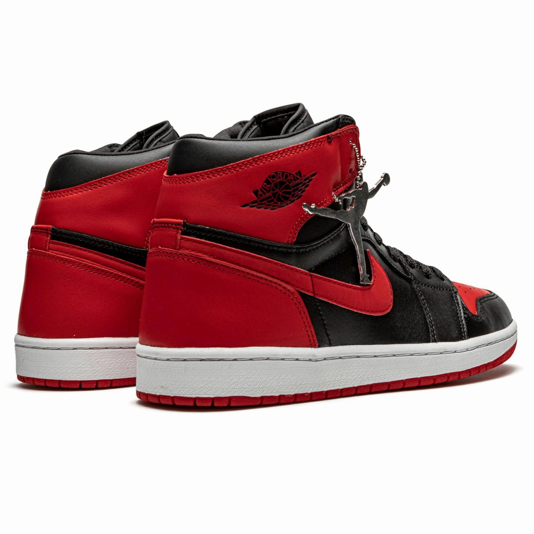 Air Jordan 1 Retro 'Bred' 2001 Air Jordan 1 classic sneakers