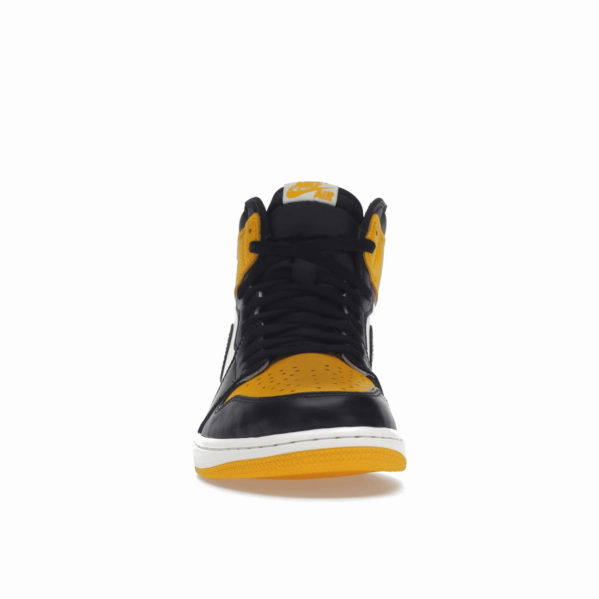 Air Jordan 1 Retro High AND Taxi High-cut throwback trainers