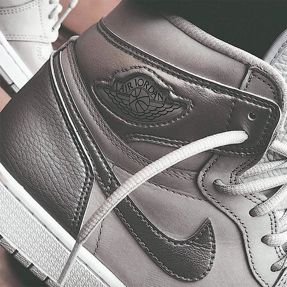 Air Jordan 1 Retro High CO Japan Neutral Grey Air Jordan 1 vintage style sneakers