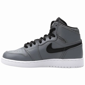 Air Jordan 1 Retro High GS Air Jordan 1 timeless sneakers for Jordan fans