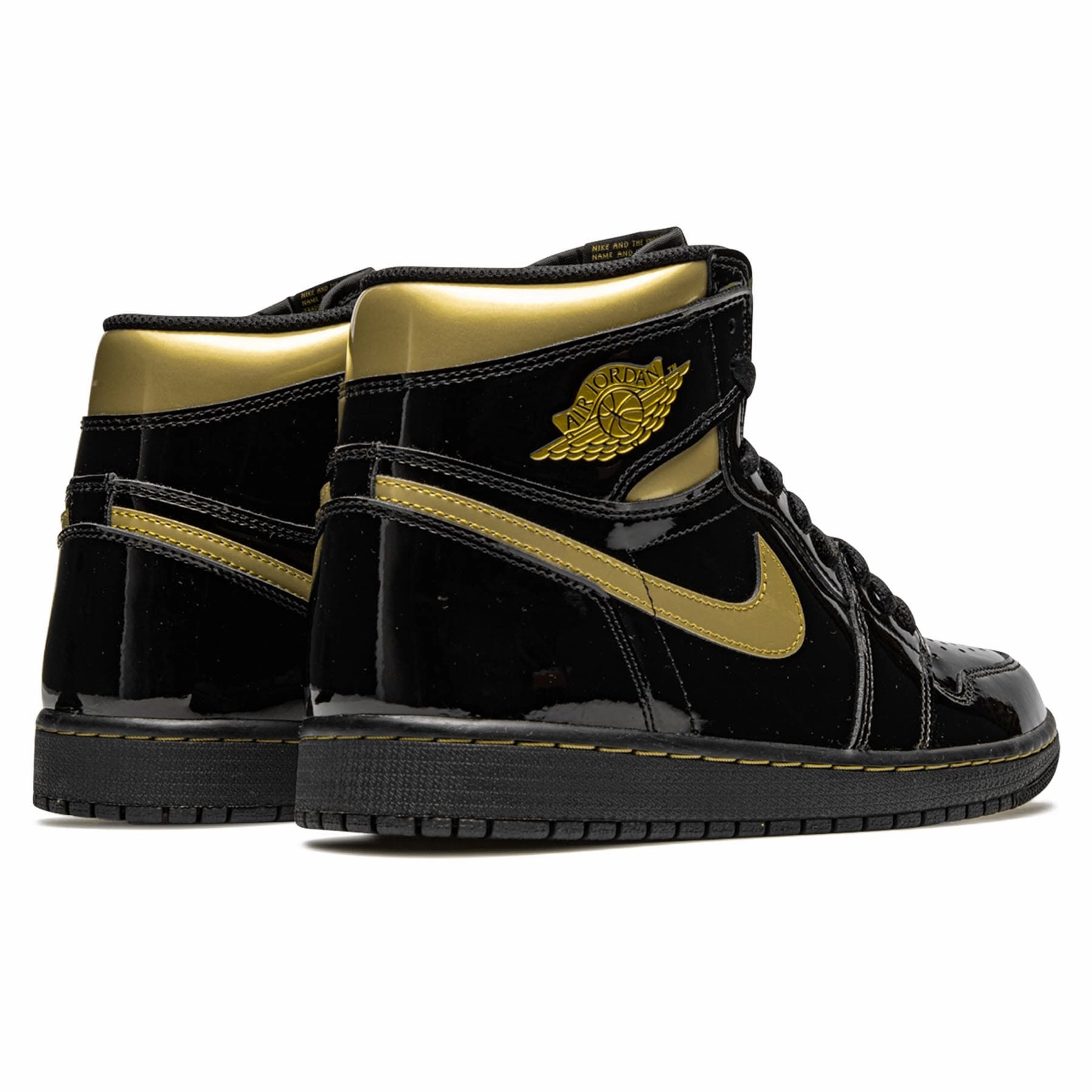 Air Jordan 1 Retro High OG 'Black Metallic Gold' Air Jordan 1 vintage style sneakers