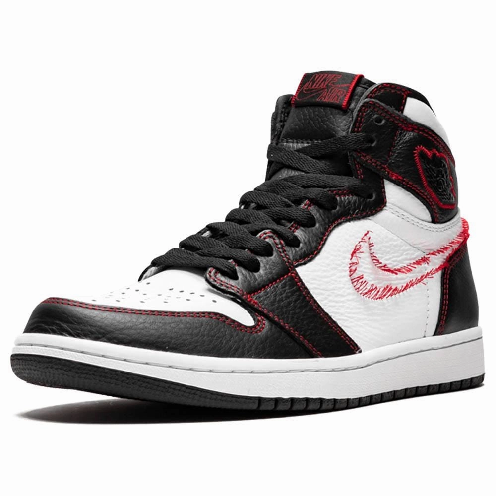 Air Jordan 1 Retro High OG 'Defiant' Air Jordan 1 vintage style sneakers