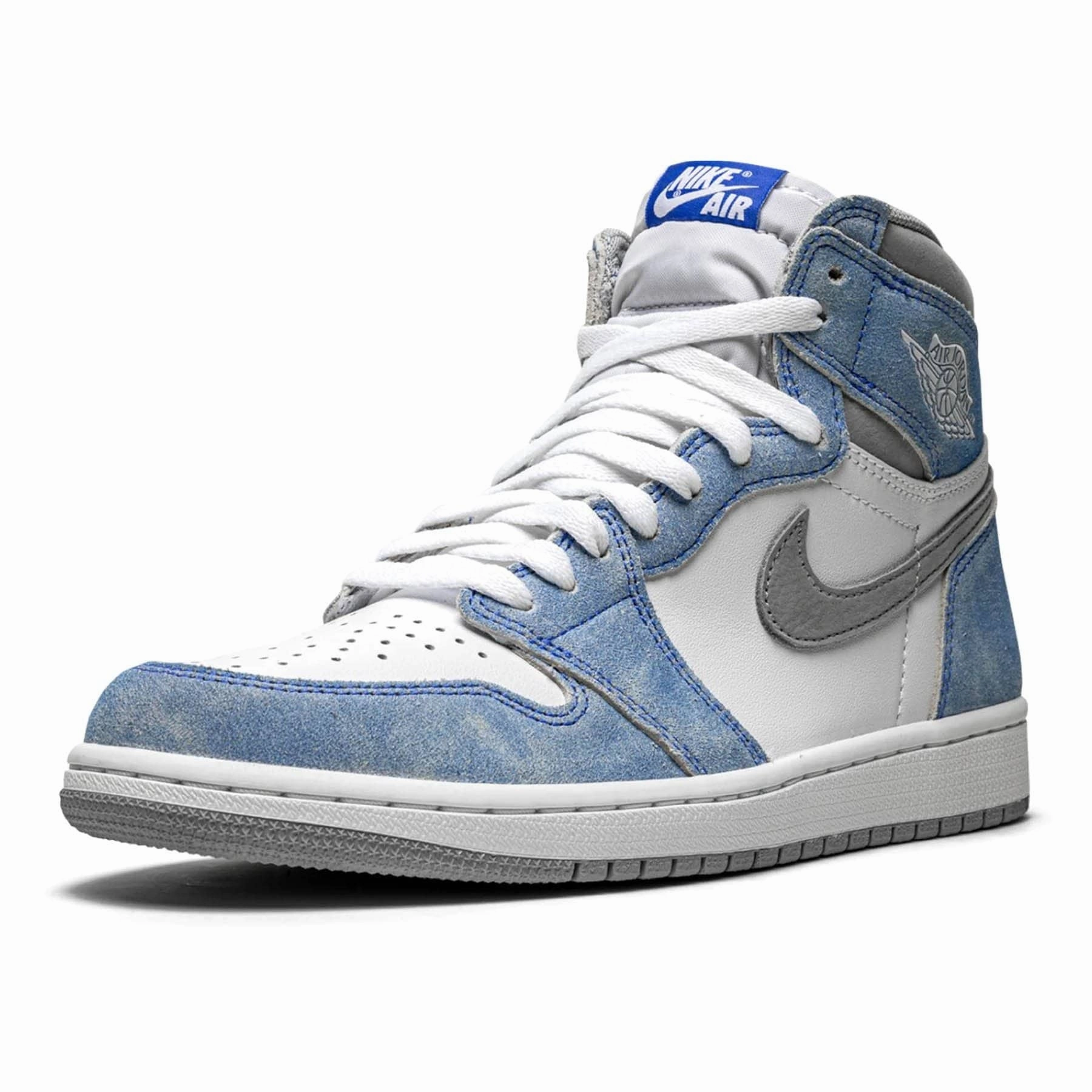 Air Jordan 1 Retro High OG 'Hyper Royal' Air Jordan 1 vintage style sneakers