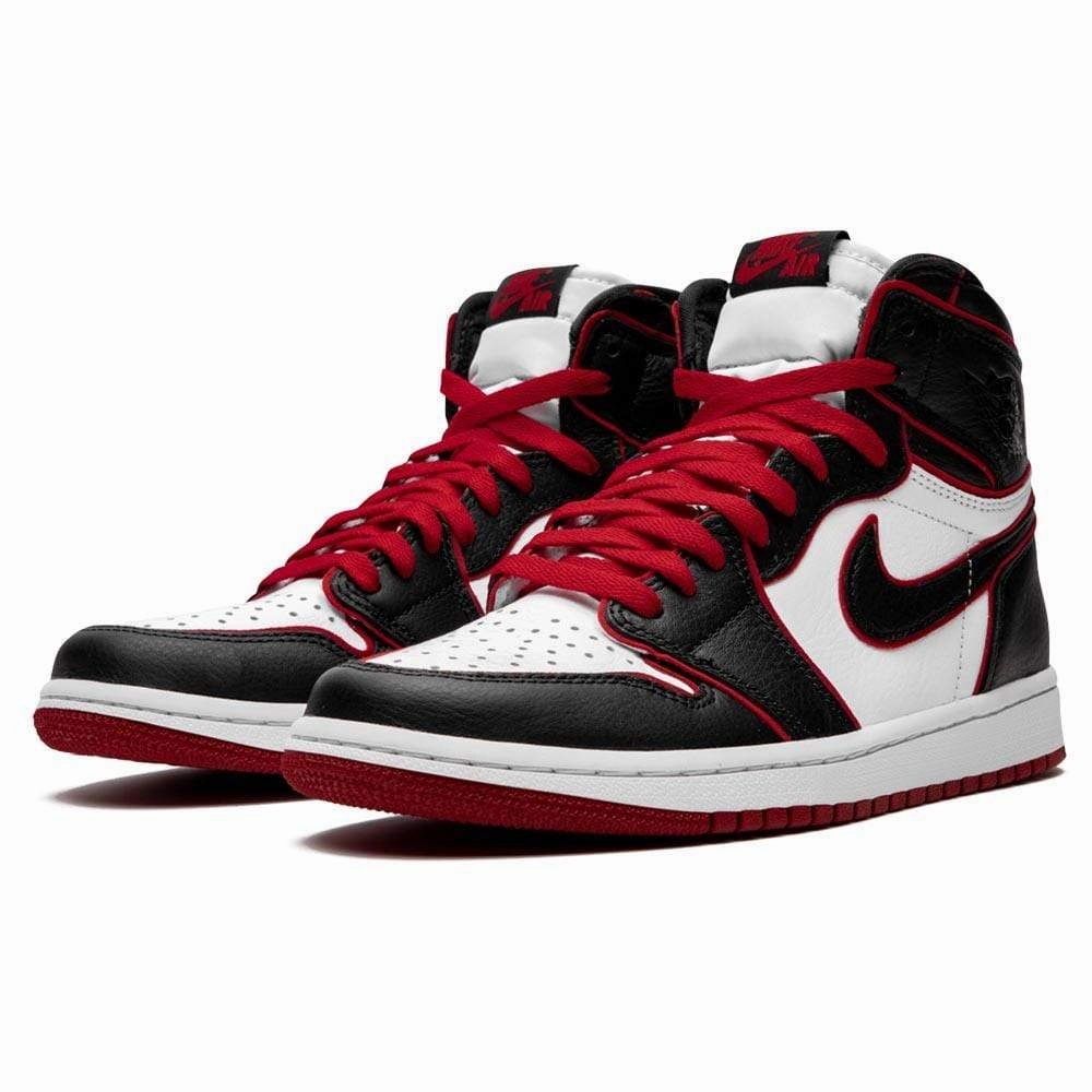 Air Jordan 1 Retro High OG 'Meant To Fly' Air Jordan 1 vintage style sneakers