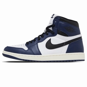 Air Jordan 1 Retro High OG 'Midnight Navy' Air Jordan 1 sneakers with heritage court style