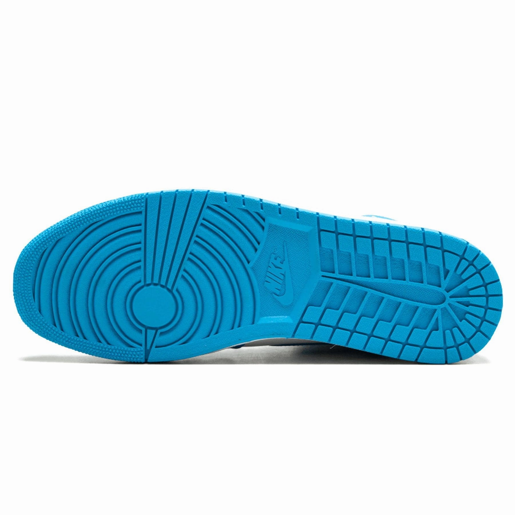 Air Jordan 1 Retro High OG 'UNC' Air Jordan 1 High OG shoes