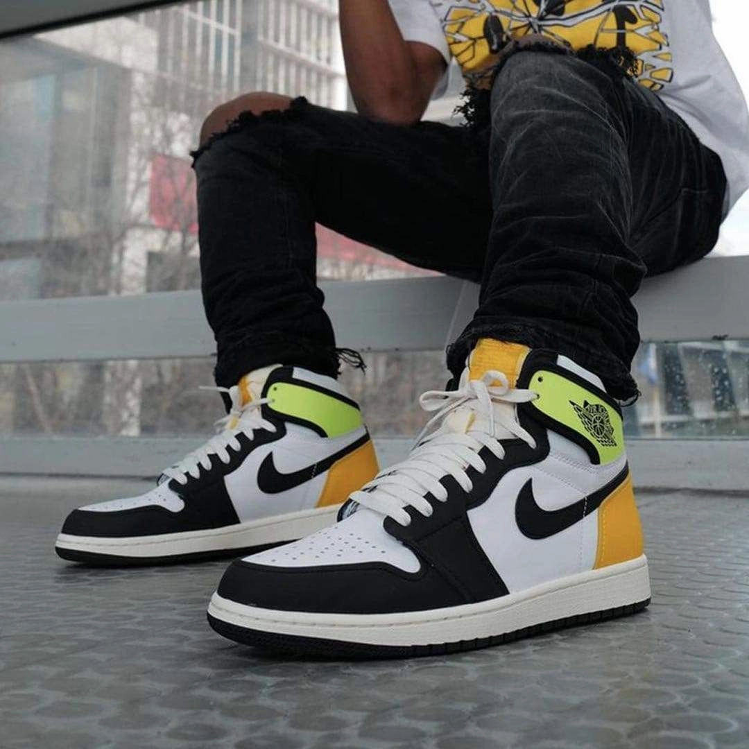 Air Jordan 1 Retro High OG 'Volt Gold' Air Jordan 1 High OG shoes