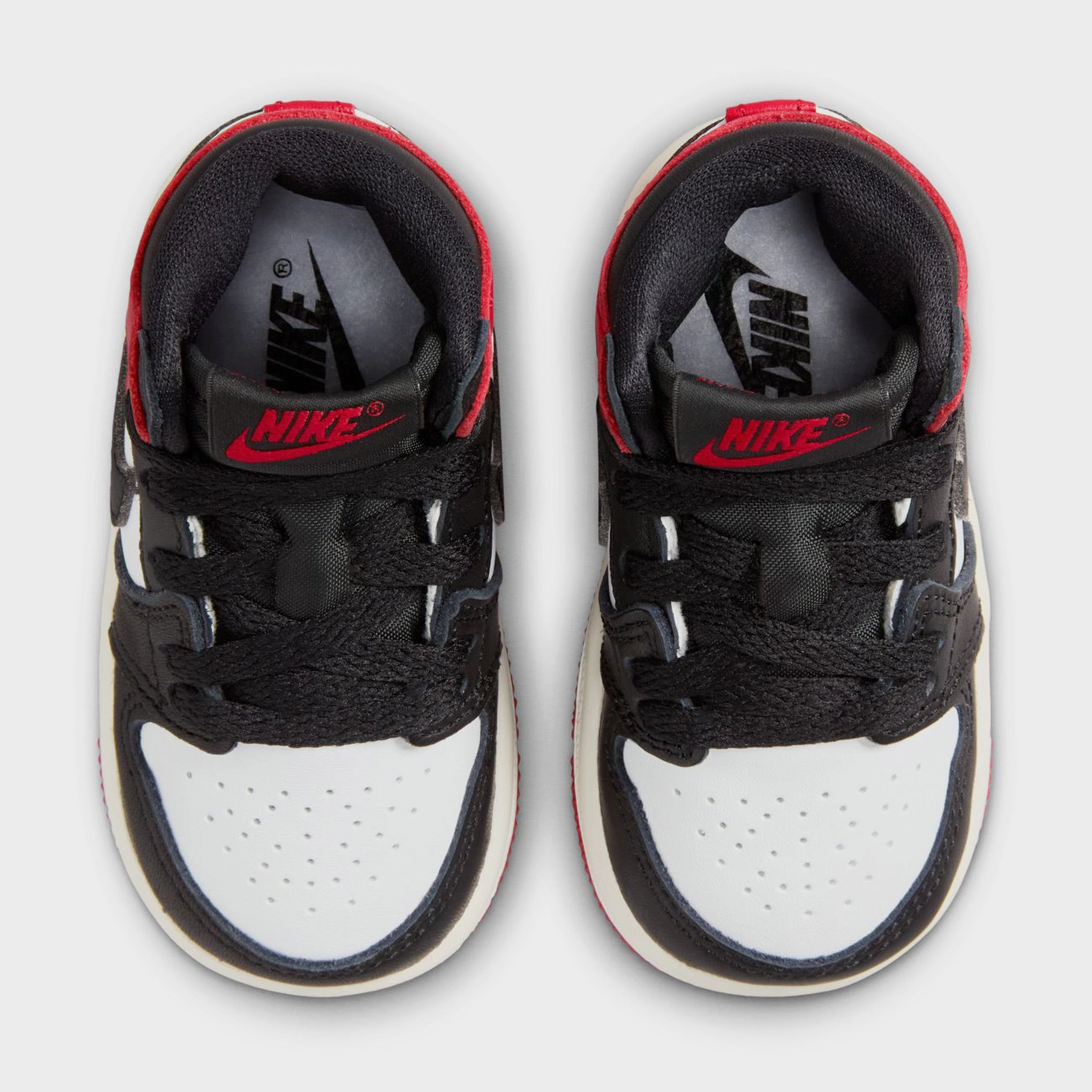 Air Jordan 1 Retro High OG Black Toe Infant Toddler Lifestyle Shoes (White/Varsity Red/Sail/Black) Air Jordan 1 original design shoes